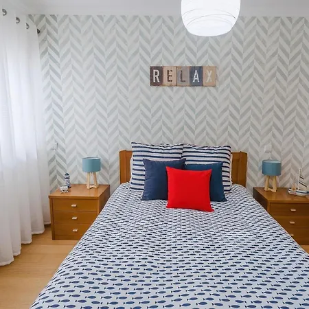 דירה Farol Place